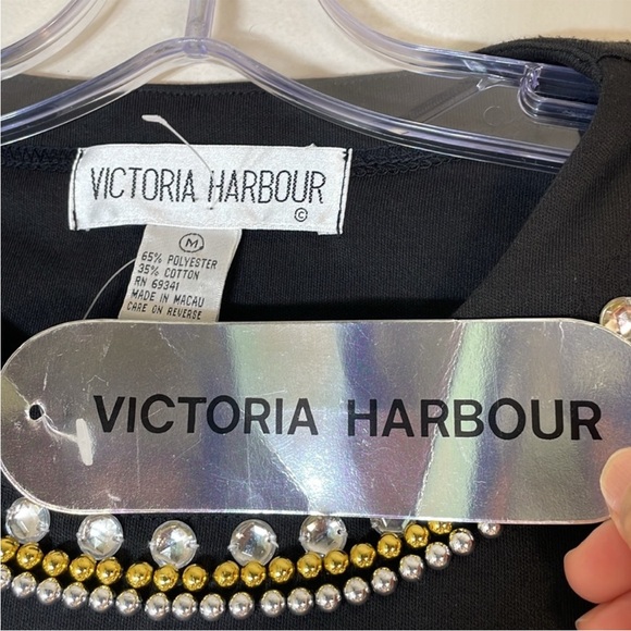 VICTORIA HARBOUR Pearl Crystal Bead Embroidered Short Sleeve Tee. Medium. NWT. - Picture 2 of 8